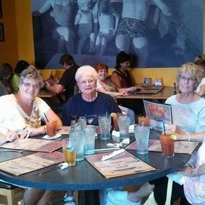 Meet your Posher, Janet